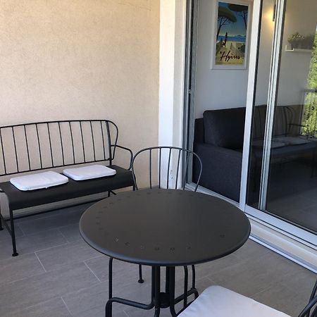 Holidays Hyeres Room photo