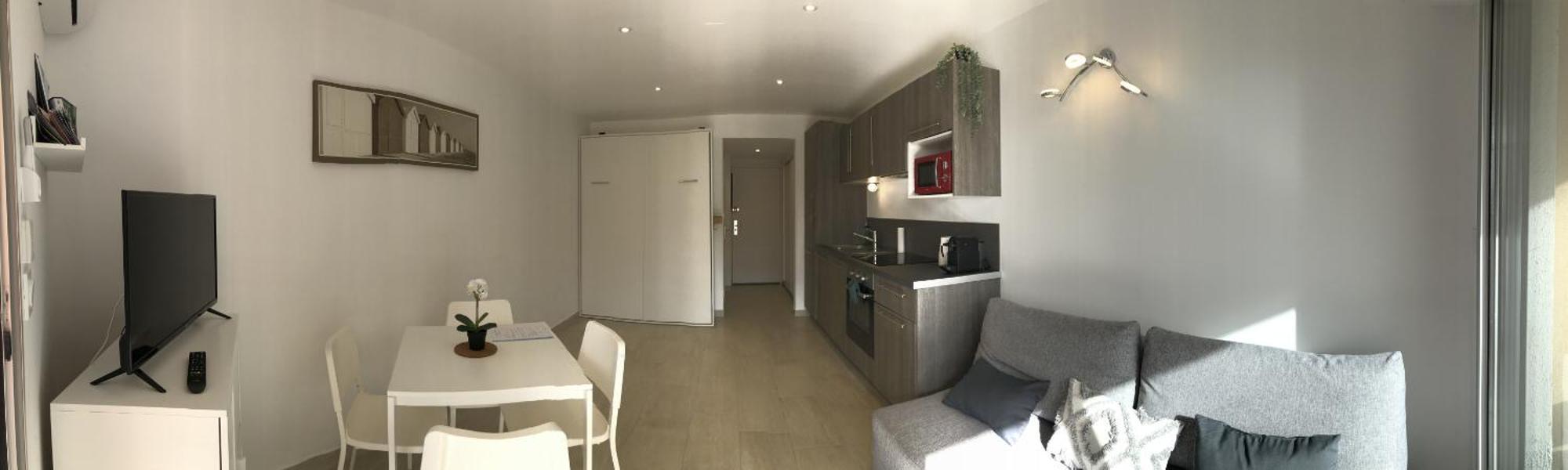 Holidays Hyeres Room photo